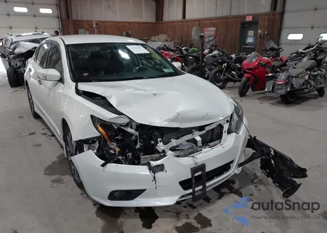 2017 Nissan Altima 2.5 Sr из США, поврежденный, VIN 1N4AL3AP0HC487662